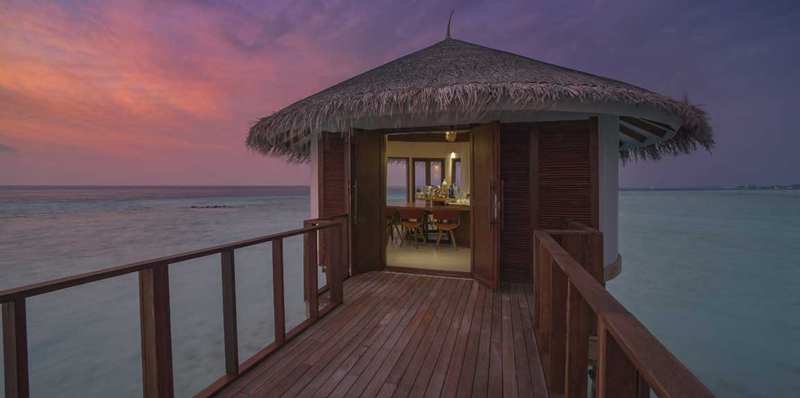 房型内部设施图片参考，如无边泳池与电视及音响， 奥臻水上套房-Ozen Water Suite maldievs(奥臻岛 OZEN by Atmosphere) 